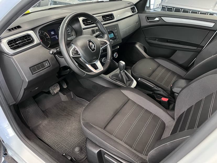 renault-arkana-2022-13-18