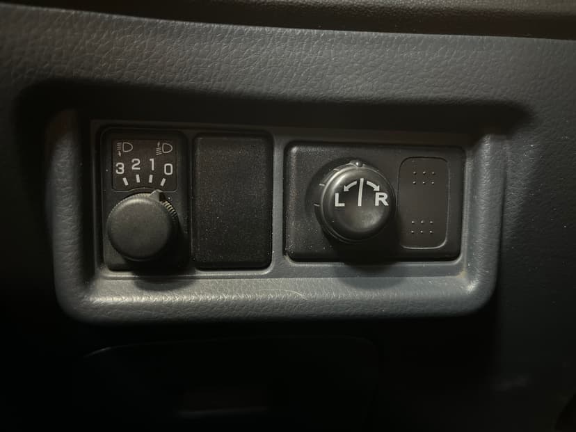 nissan-primera-2005-250-12