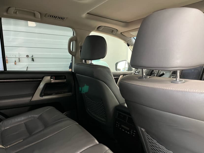 toyota-land cruiser-2008-143-30