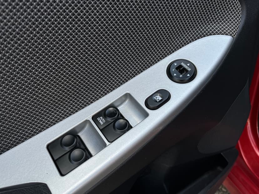 hyundai-solaris-2013-71-14