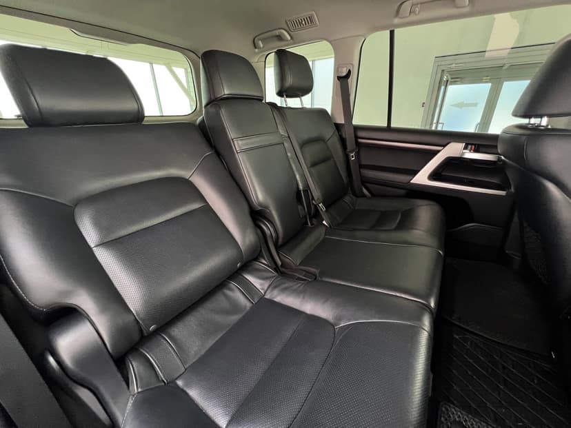 toyota-land cruiser-2015-6-32