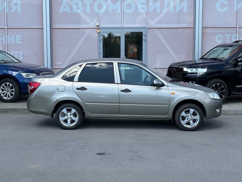 ваз (lada)-granta-2013-151-3