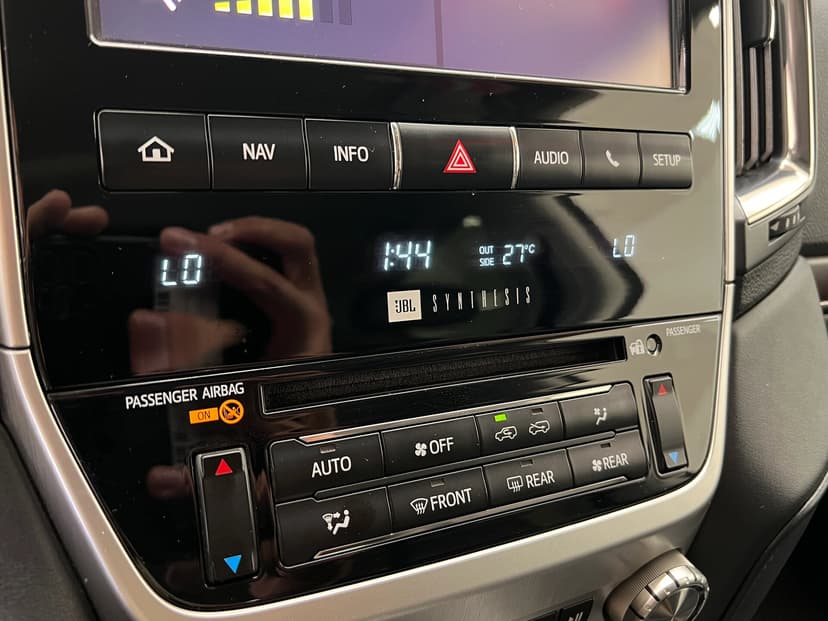 toyota-land cruiser-2015-6-16