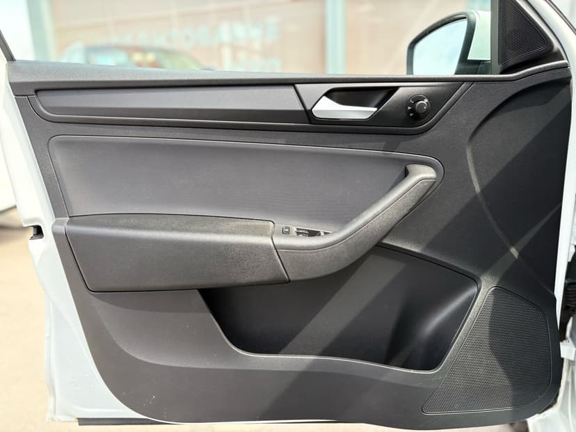 volkswagen-polo-2021-117-26