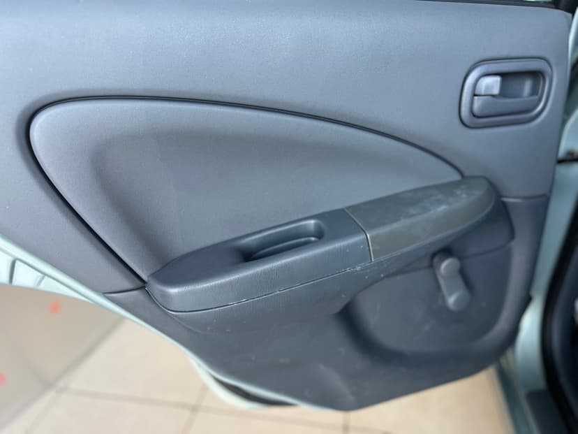 nissan-almera classic-2006-257-21