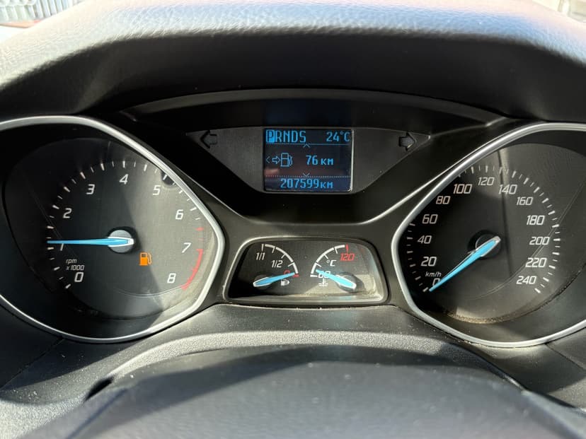 ford-focus-2013-111-15