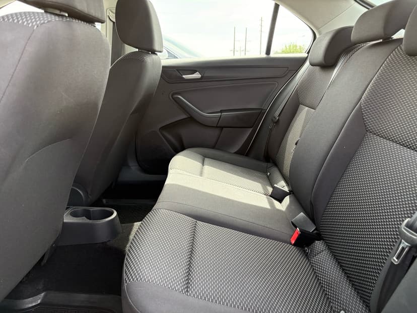 volkswagen-polo-2021-117-24