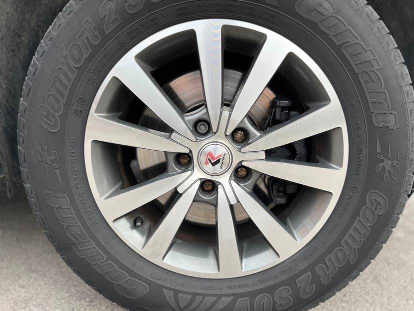 volkswagen-tiguan-2014-347-10