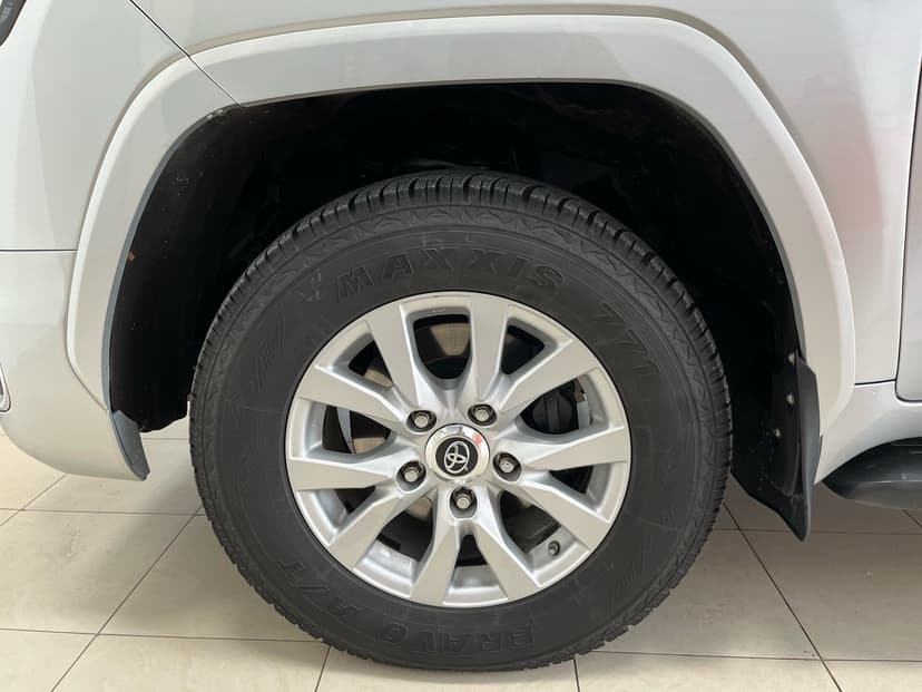 toyota-land cruiser-2008-143-8