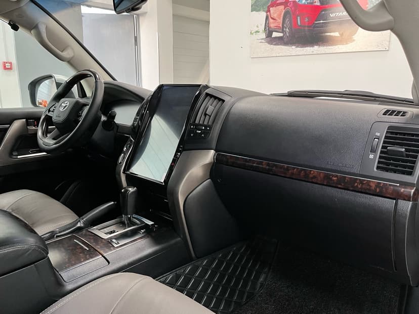 toyota-land cruiser-2008-143-14