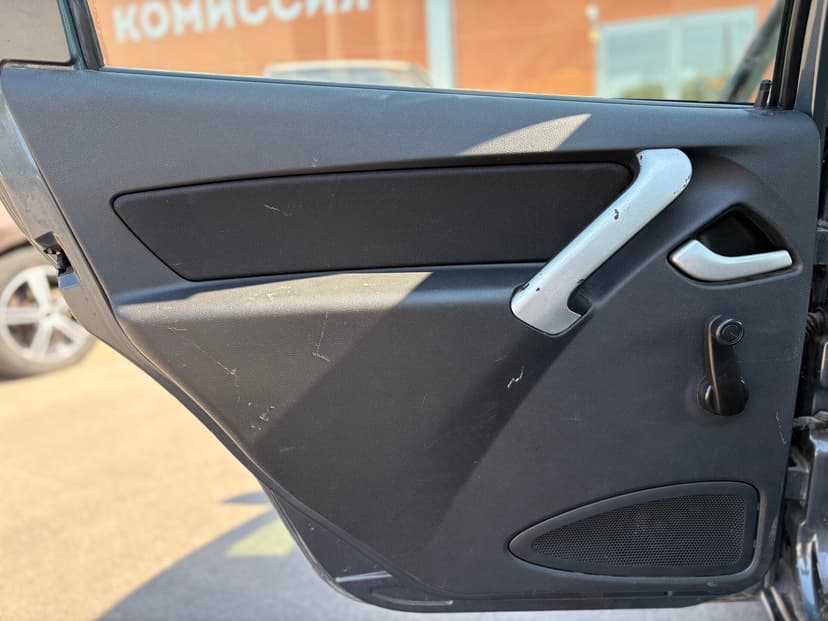 ваз (lada)-granta-2017-187-26