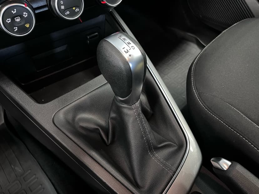 renault-arkana-2022-13-15