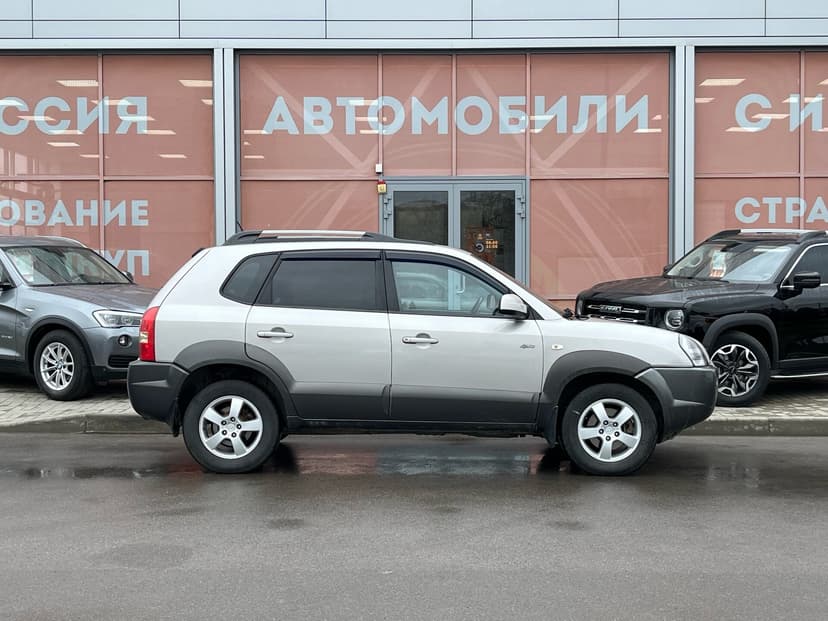 hyundai-tucson-2008-309-3