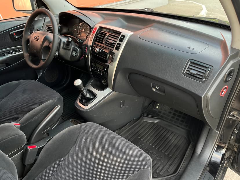 hyundai-tucson-2007-43-21