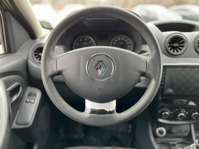 renault-duster-2012-172-11