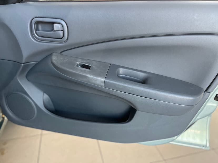 nissan-almera classic-2006-257-20