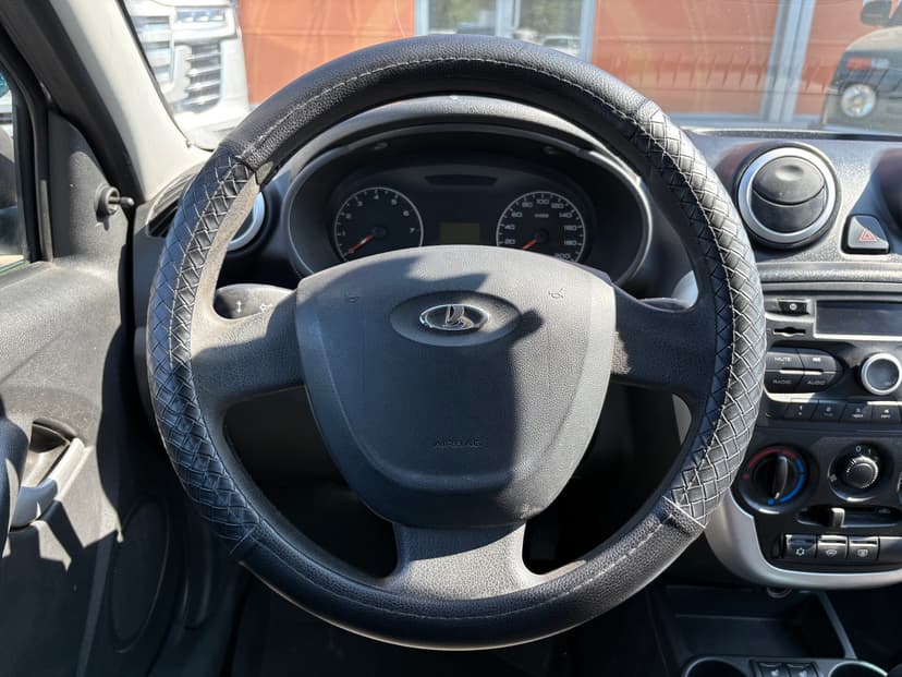 ваз (lada)-granta-2017-187-11