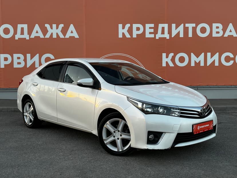 toyota-corolla-2013-350-2