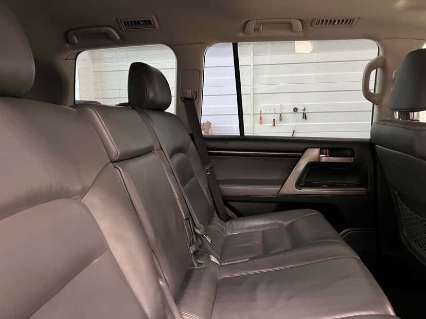 toyota-land cruiser-2008-143-31