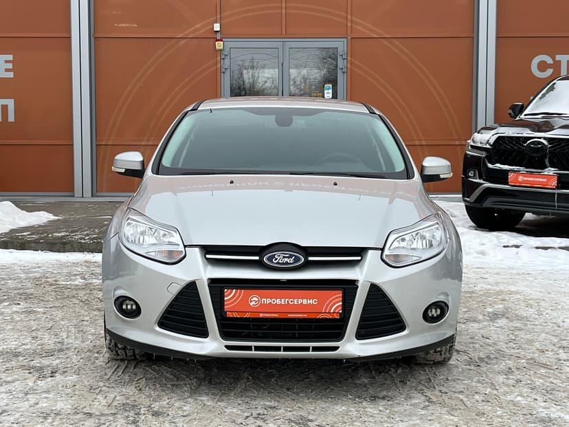 ford-focus-2013-111-1