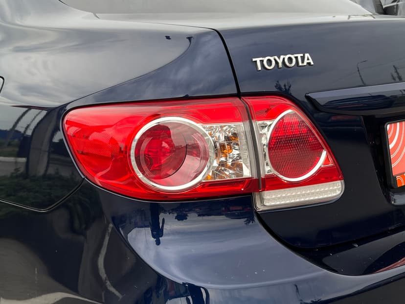 toyota-corolla-2010-42-27