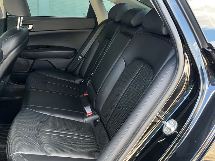 kia-optima-2018-65-26