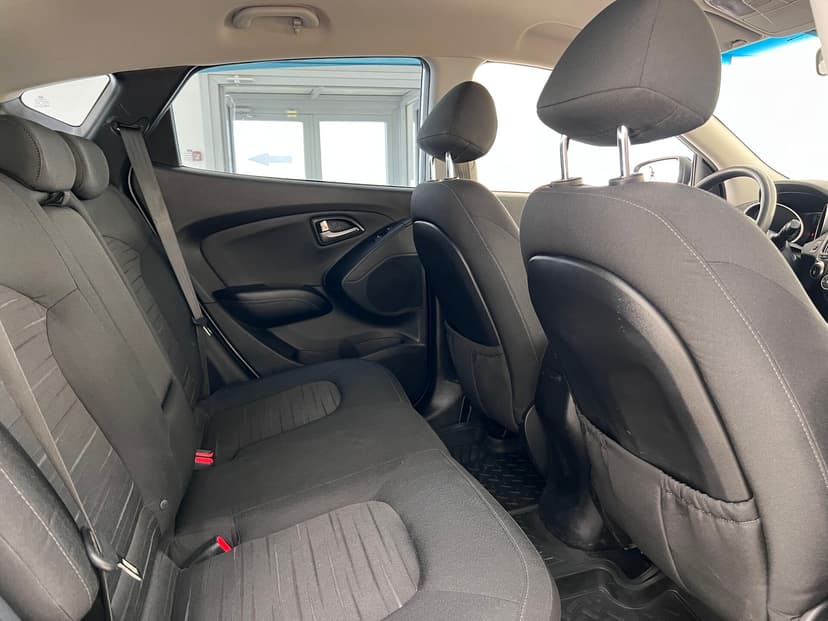hyundai-ix35-2014-45-26
