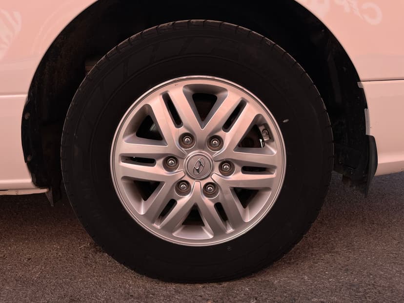hyundai-h-1-2018-66-10